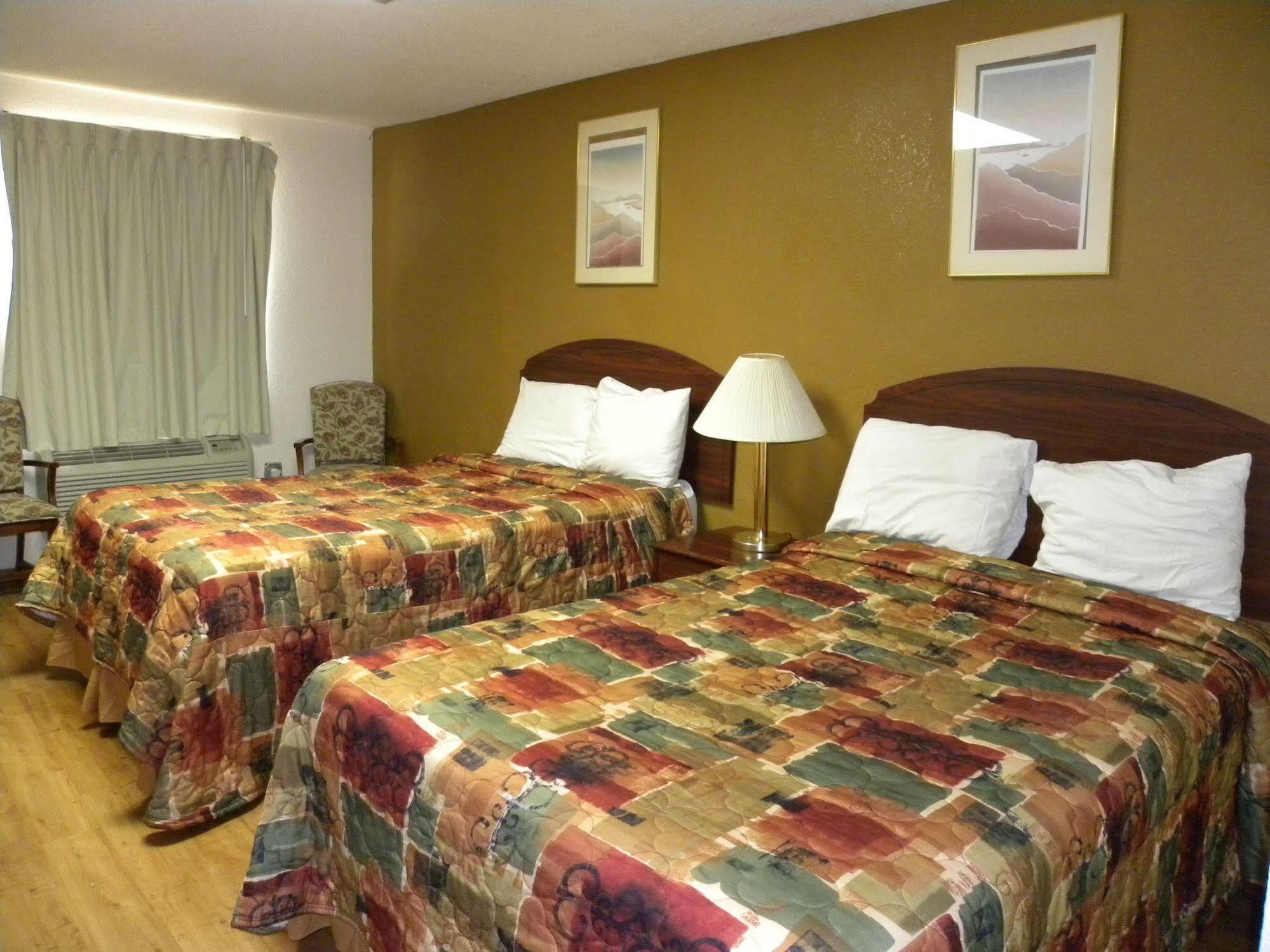 Guest Inn روجرز المظهر الخارجي الصورة