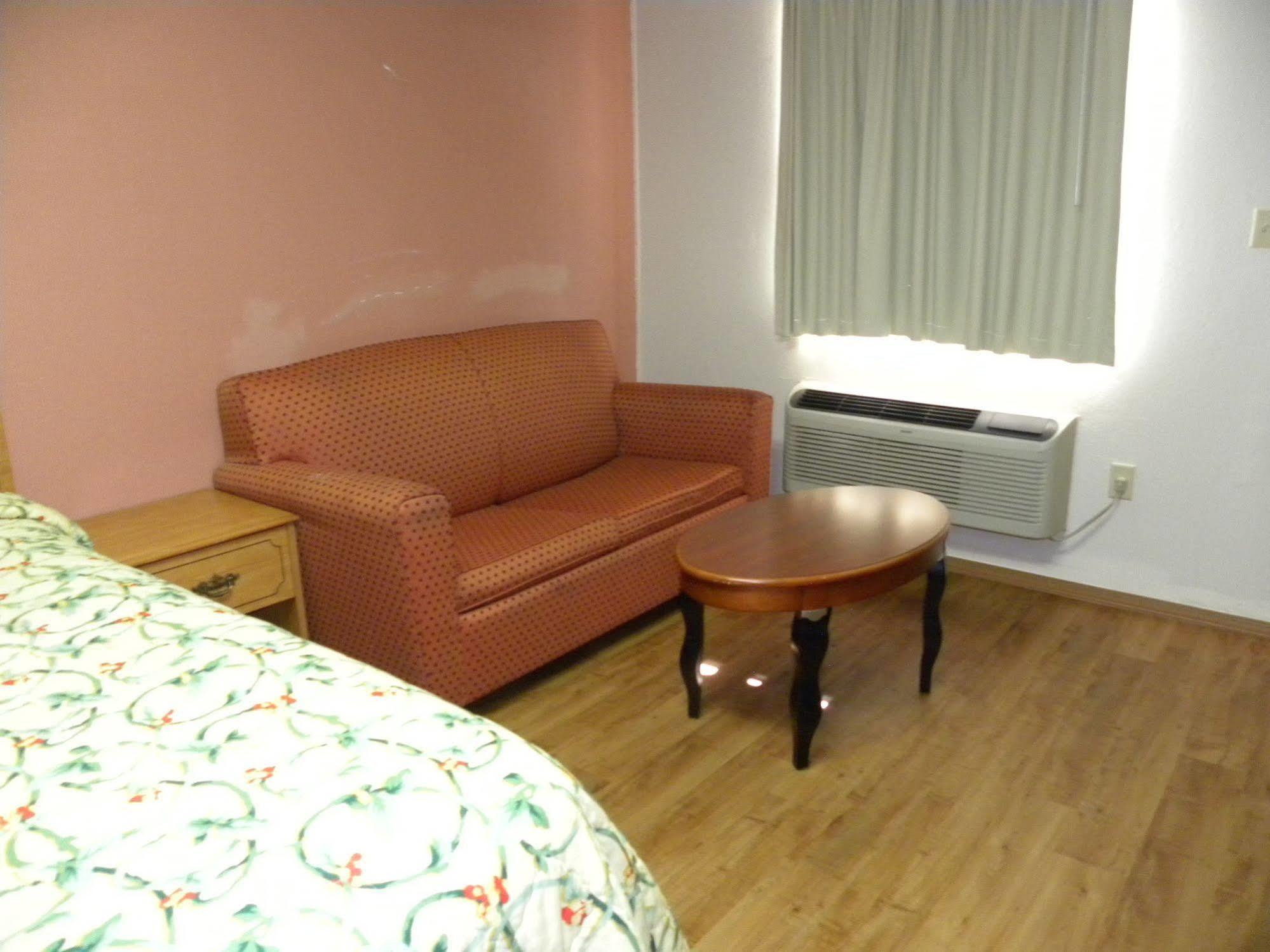 Guest Inn روجرز المظهر الخارجي الصورة
